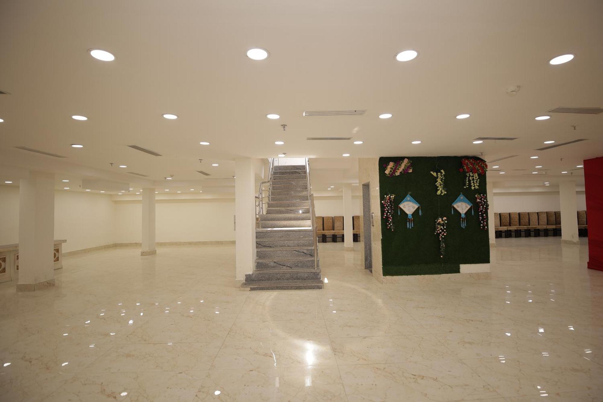 Hotel The Anvi Residency Sector 122 Noida Exterior foto